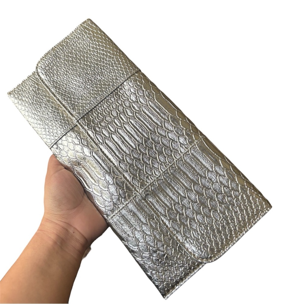 Urban Expressions Metallic Silver Clutch